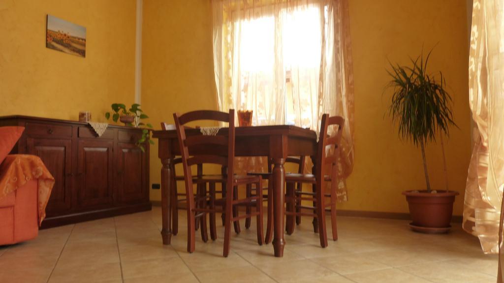 Appartamenti Ca'Melia Sarzana Camera foto