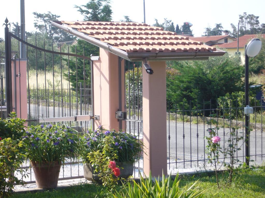 Appartamenti Ca'Melia Sarzana Camera foto